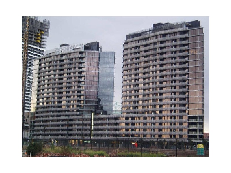 S1605/8 Waterview Walk, Docklands VIC 3008