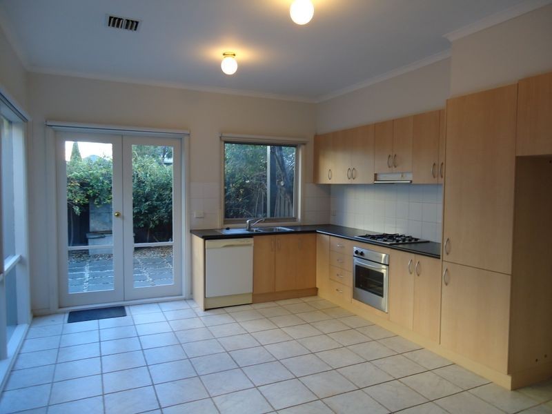 60 Newman Street, Kensington VIC 3031