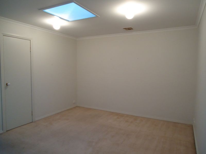 60 Newman Street, Kensington VIC 3031