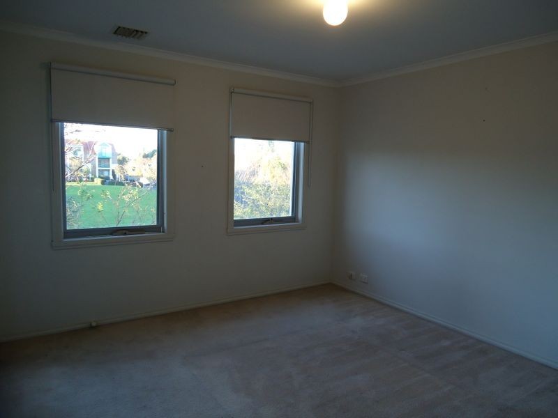 60 Newman Street, Kensington VIC 3031