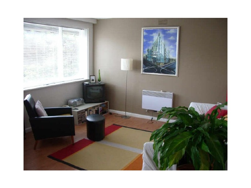 3/37 Gurner Street, St Kilda VIC 3182