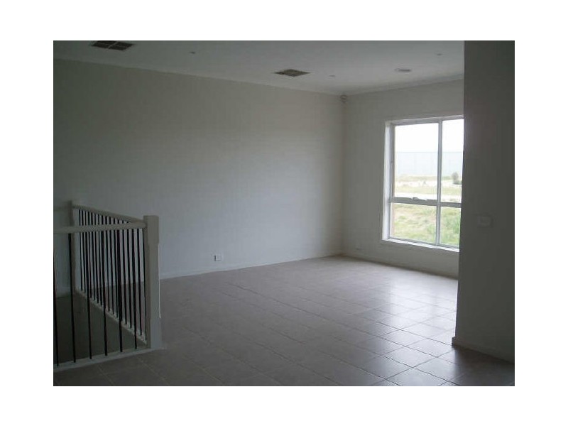 17 Dunk Crescent, Bonbeach VIC 3196