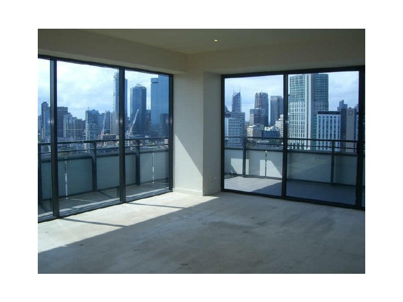 2302/80 Clarendon Street, Southbank VIC 3006