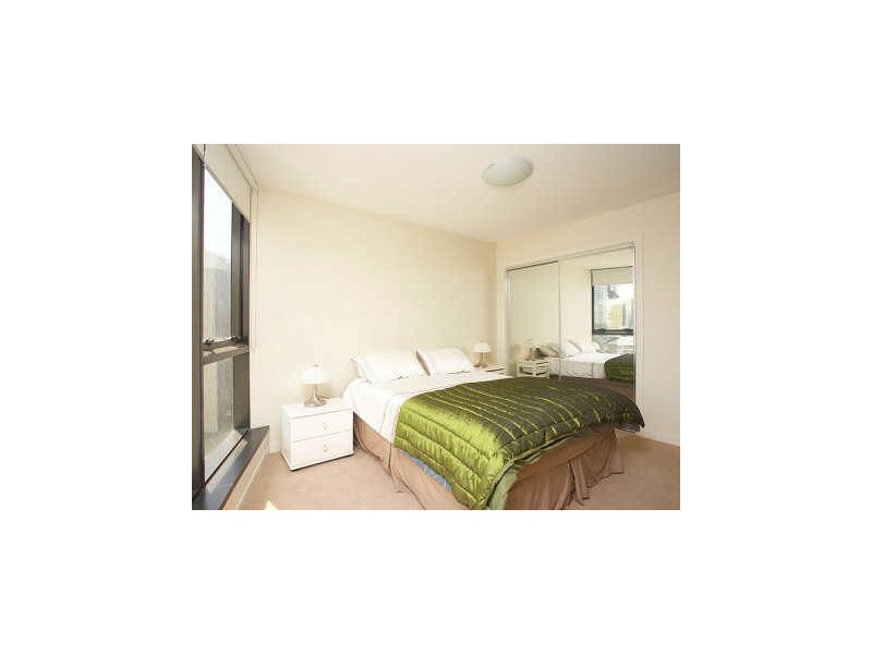 910/100 Harbour Esplanade, Docklands VIC 3008