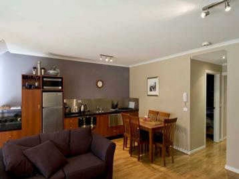 7/43 Jeffcott Street, Melbourne VIC 3000