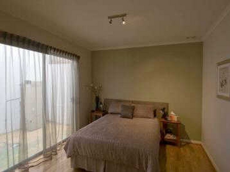 7/43 Jeffcott Street, Melbourne VIC 3000