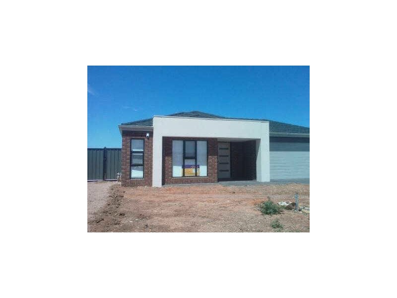 15 Savery Court, Point Cook VIC 3030