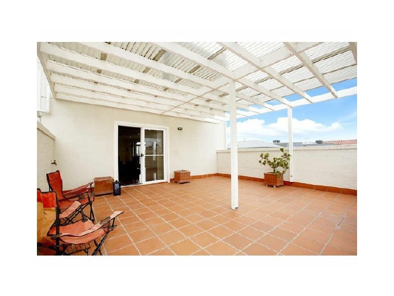 83 Mercantile Parade, Kensington VIC 3031