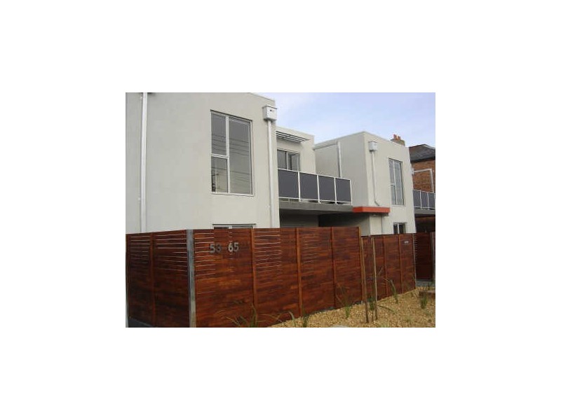 2/63 Whitehall Street, Footscray VIC 3011