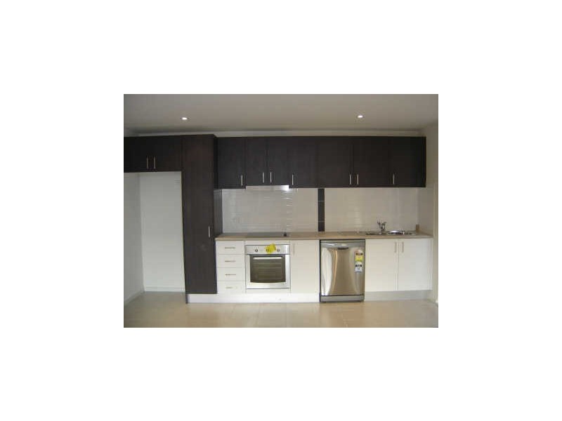 2/63 Whitehall Street, Footscray VIC 3011