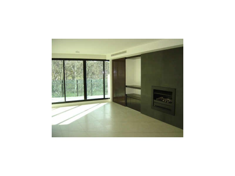 301/279 Wellington Parade, East Melbourne VIC 3002