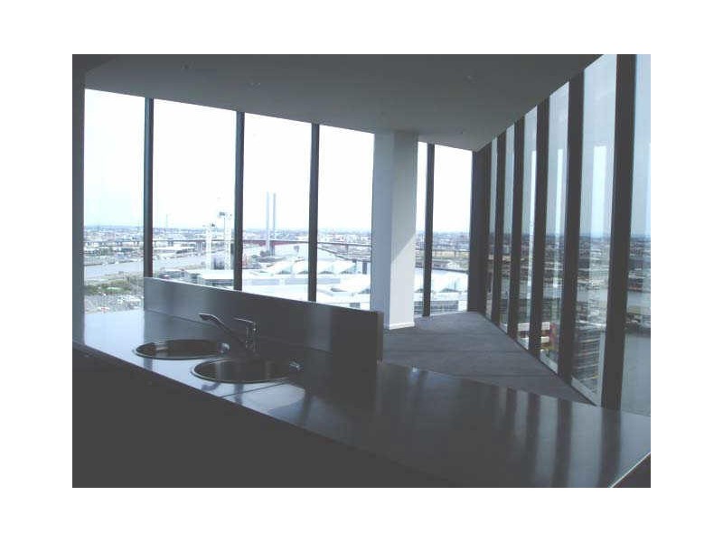 1802/8 Waterview Walk, Docklands VIC 3008