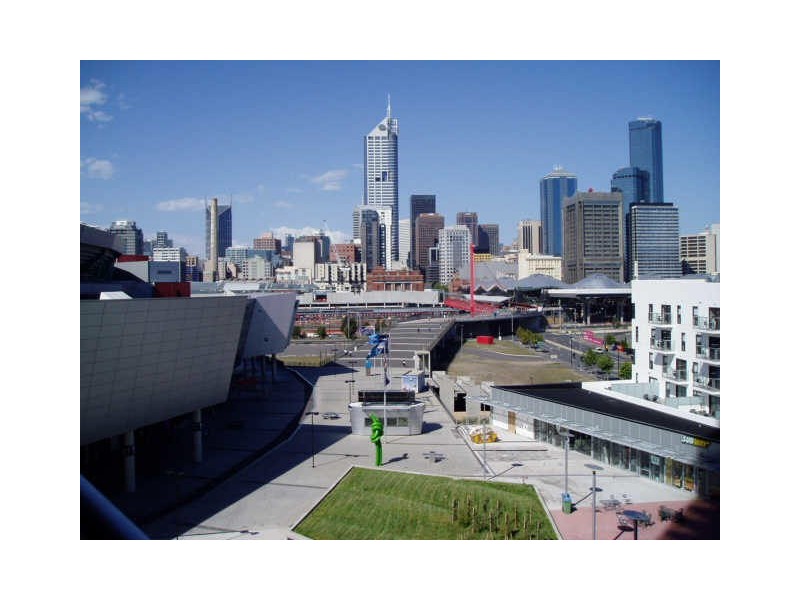 914/100 Harbour Esplanade, Docklands VIC 3008