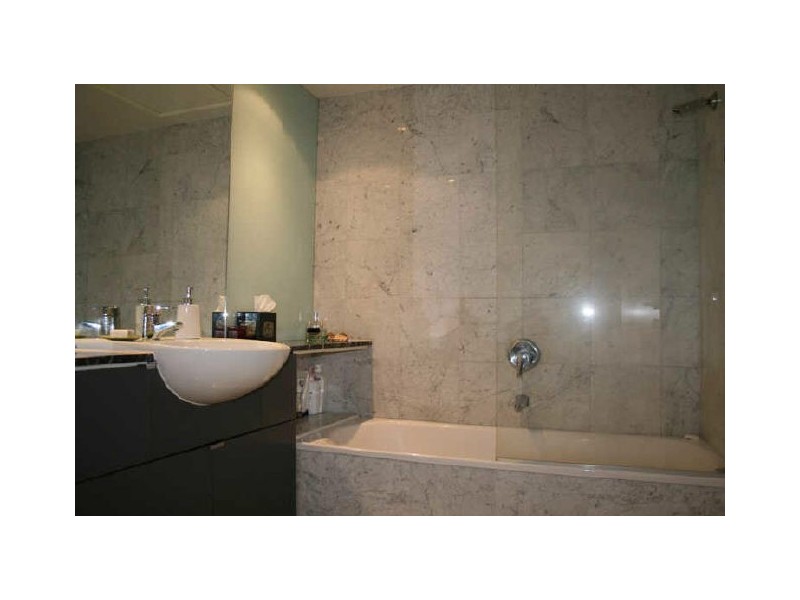 812/80 Clarendon Street, Southbank VIC 3006