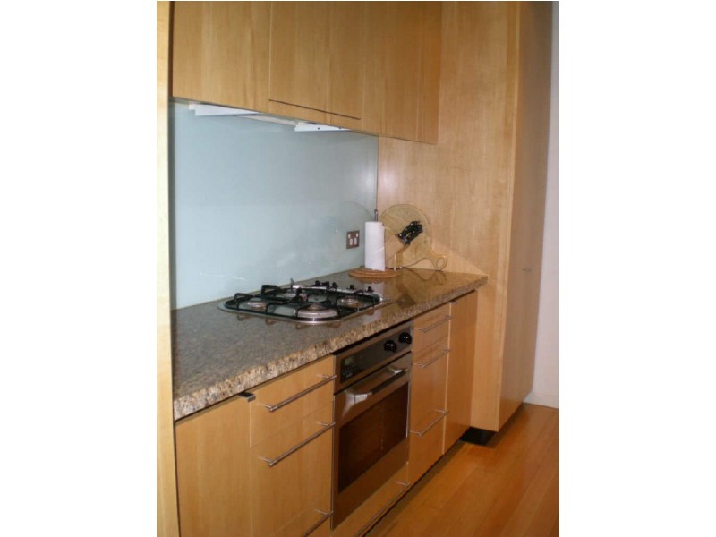 1004/80 Clarendon Street, Southbank VIC 3006