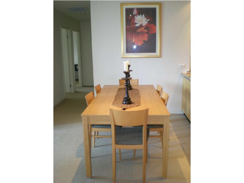 1004/80 Clarendon Street, Southbank VIC 3006