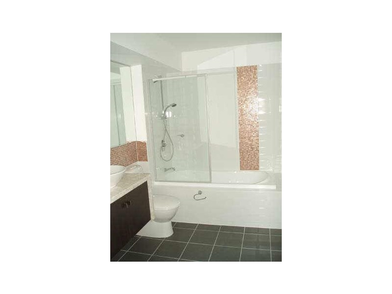 109/465 Macaualy Road, Kensington VIC 3031