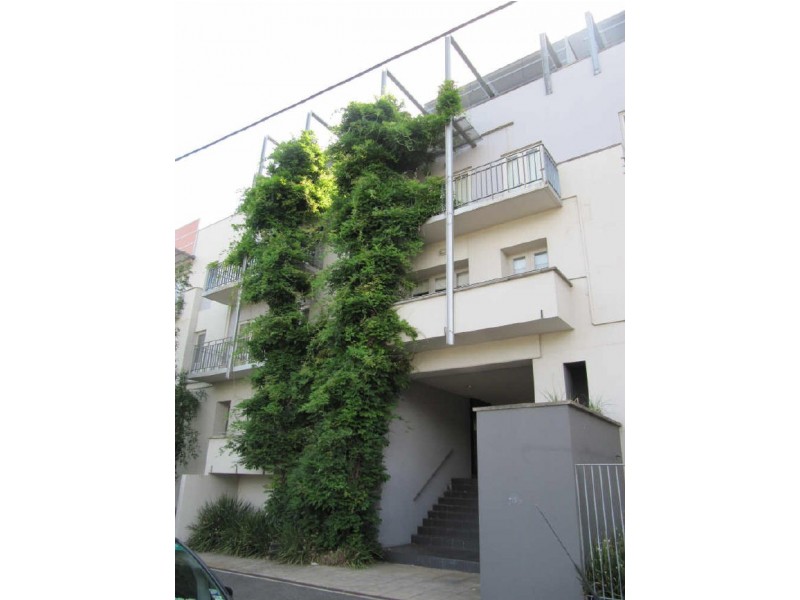 12/209 Cardigan Street, Carlton VIC 3053