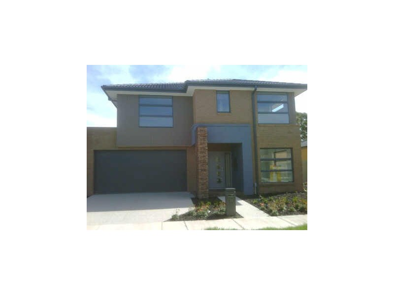 13 Parry Drive, Sunshine West VIC 3020