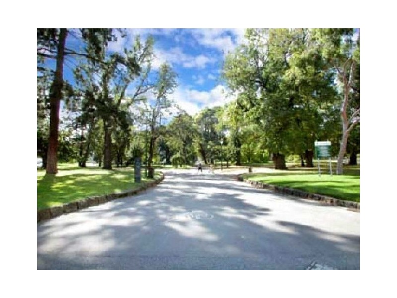 G03/68 Hayward Lane, Melbourne VIC 3000