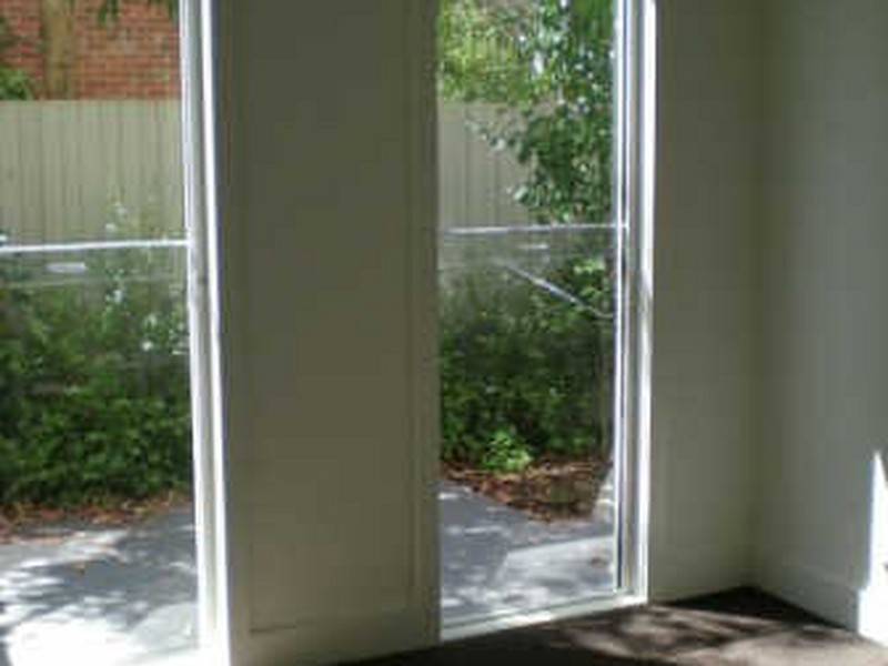 18/10 Tennyson Street, St Kilda VIC 3182