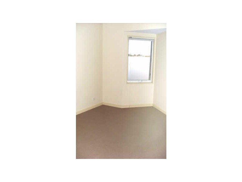 19/1 Gatehouse Drive, Kensington VIC 3031