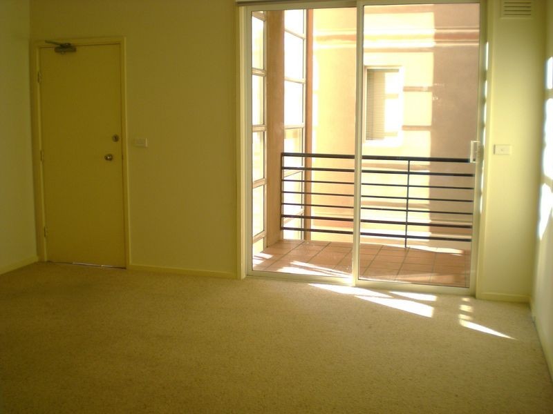 110/30 New Quay Promenade, Docklands VIC 3008