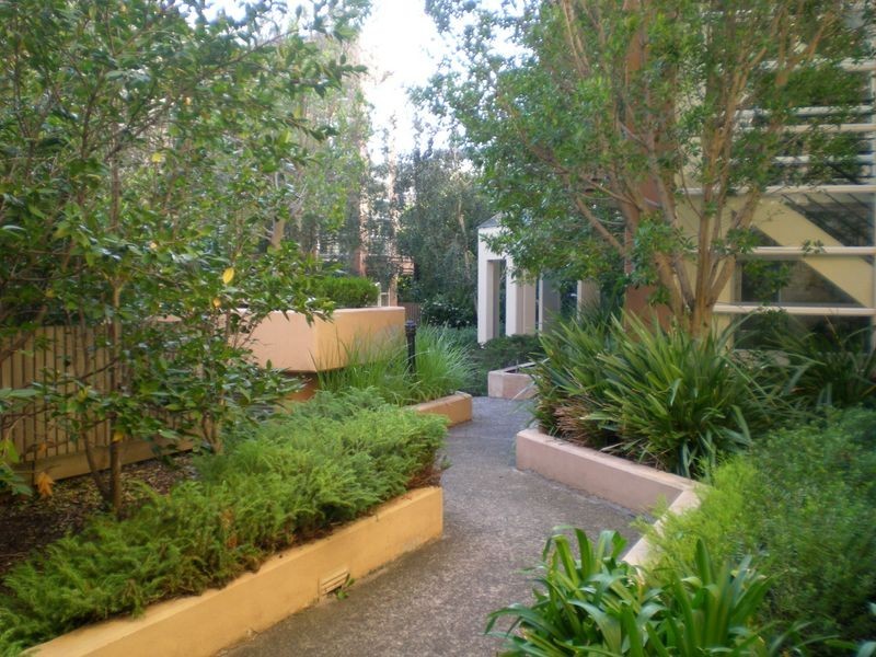 110/30 New Quay Promenade, Docklands VIC 3008