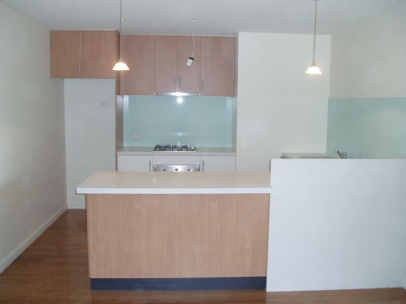 111/465 Macaulay Road, Kensington VIC 3031