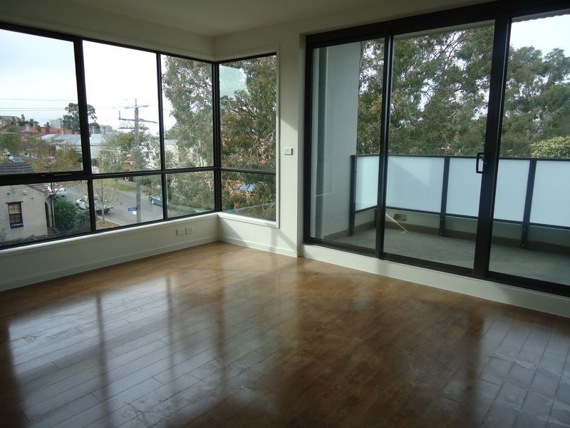 206/80 Ormond Street, Kensington VIC 3031