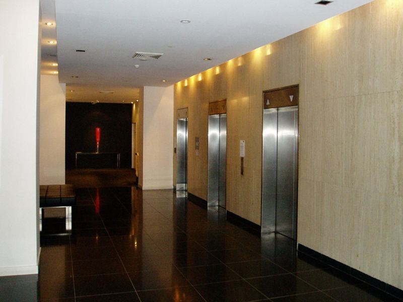 206/68 Hayward Lane, Melbourne VIC 3000