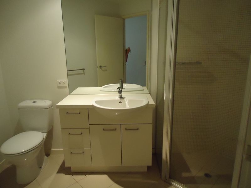 1606/20 Rakaia Way, Docklands VIC 3008