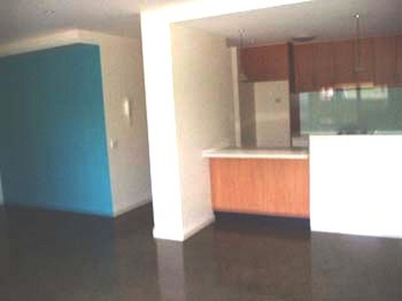 207/465 Macaulay Road, Kensington VIC 3031