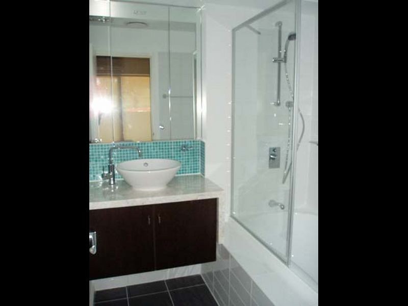 207/465 Macaulay Road, Kensington VIC 3031