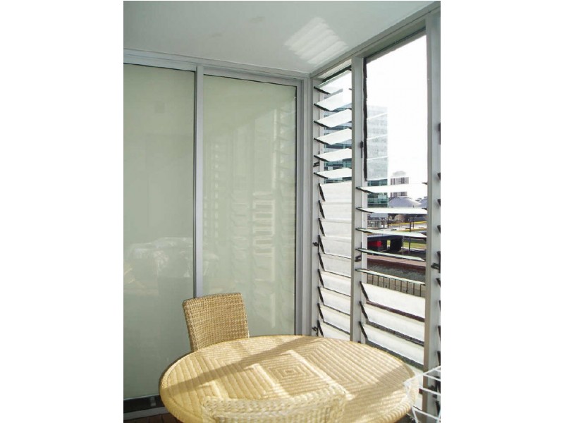 607/8 McCrae Street, Docklands VIC 3008