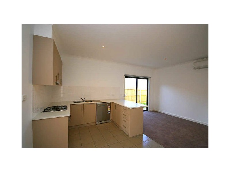1/7-9 Mayne Street, Sunshine VIC 3020