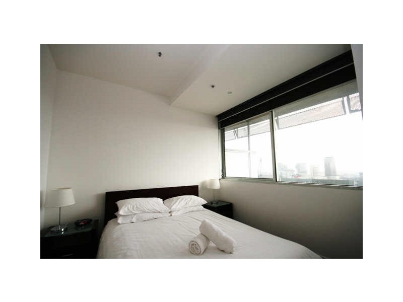 1805/620 Collins Street, Melbourne VIC 3000