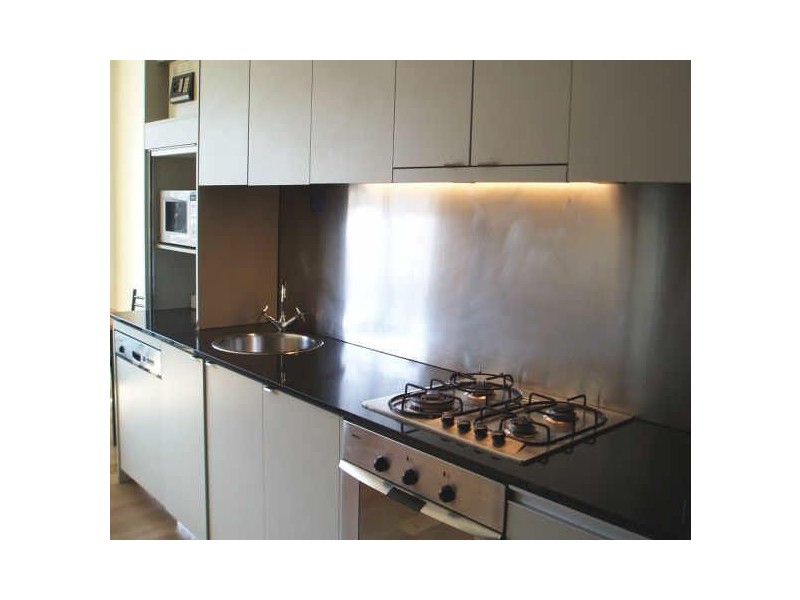 1014/233 Collins Street, Melbourne VIC 3000