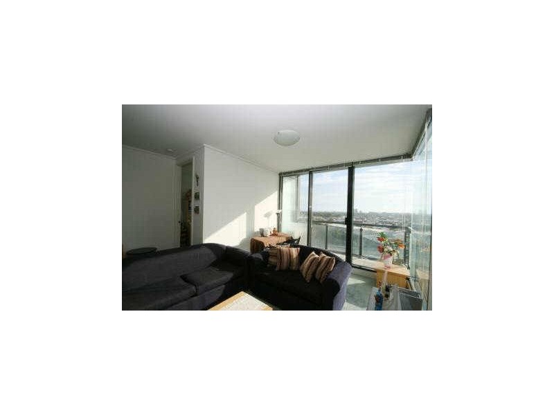 118/99 Whiteman Street, Southbank VIC 3006