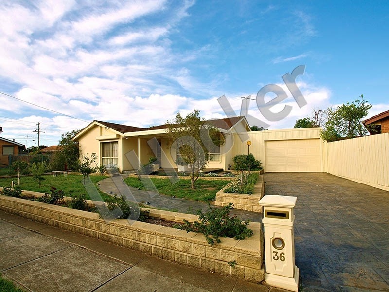 36 Roberts Crescent, Sunshine West VIC 3020