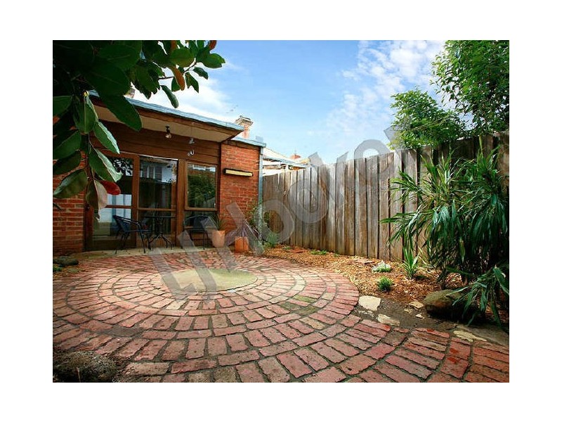 10 Lyndhurst Street, Richmond VIC 3121