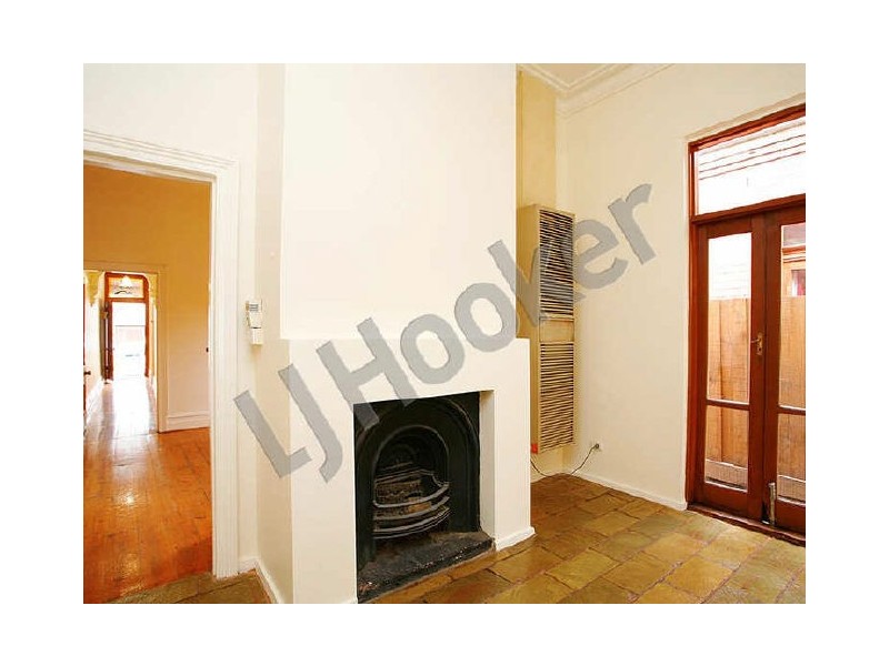 10 Lyndhurst Street, Richmond VIC 3121