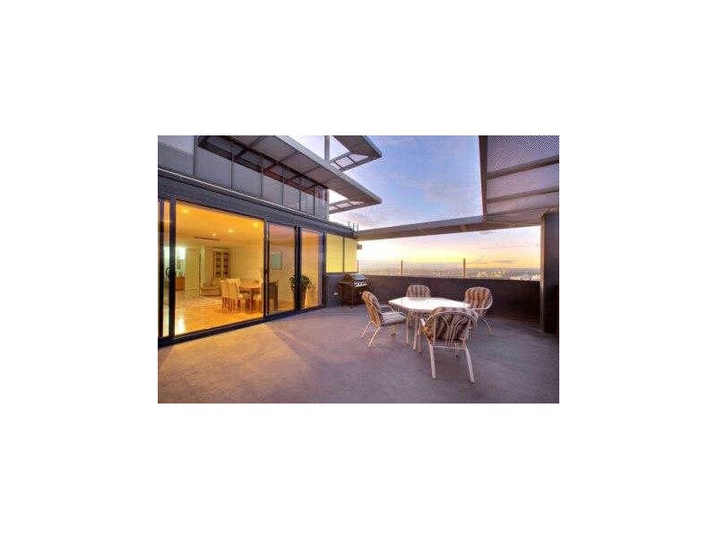 2502/28 Wills Street, Melbourne VIC 3000