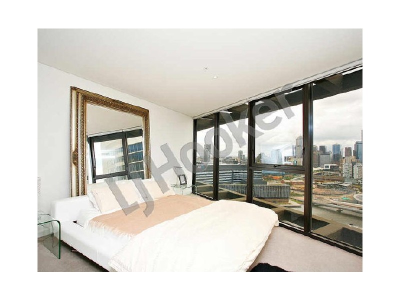 2504/90 Lorimer Street, Docklands VIC 3008