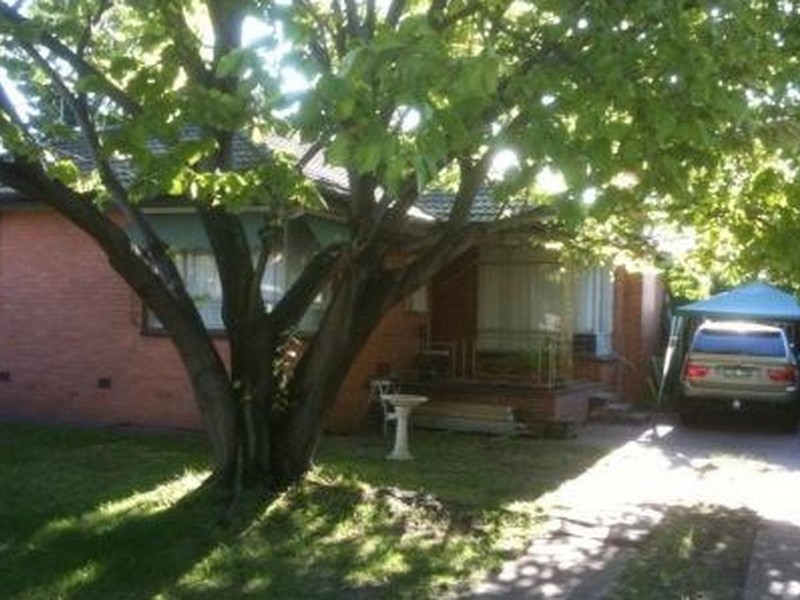 13 Kingsley Grove, Mount Waverley VIC 3149