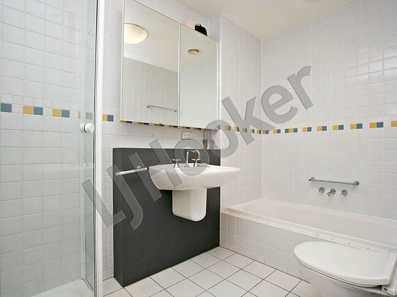 1205/172 William Street, Melbourne VIC 3000