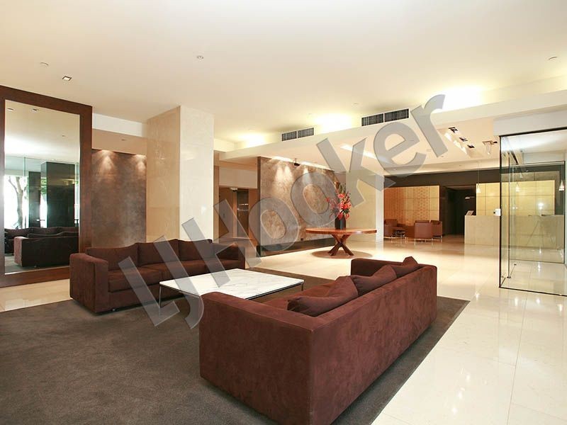 1407/80 Clarendon Street, Southbank VIC 3006