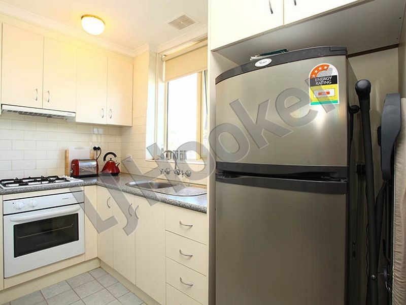 8/12 Madden Grove, Richmond VIC 3121