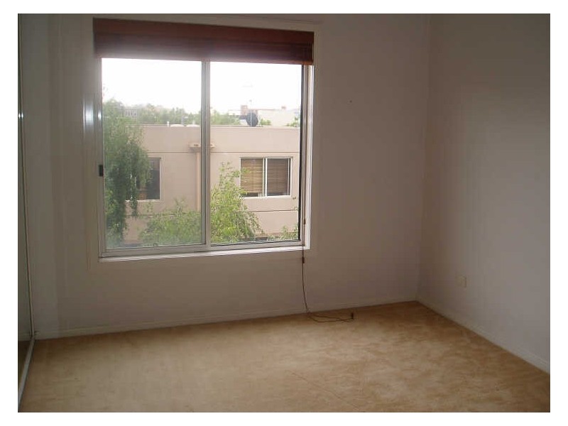 8/18 Dudley Street, West Melbourne VIC 3003