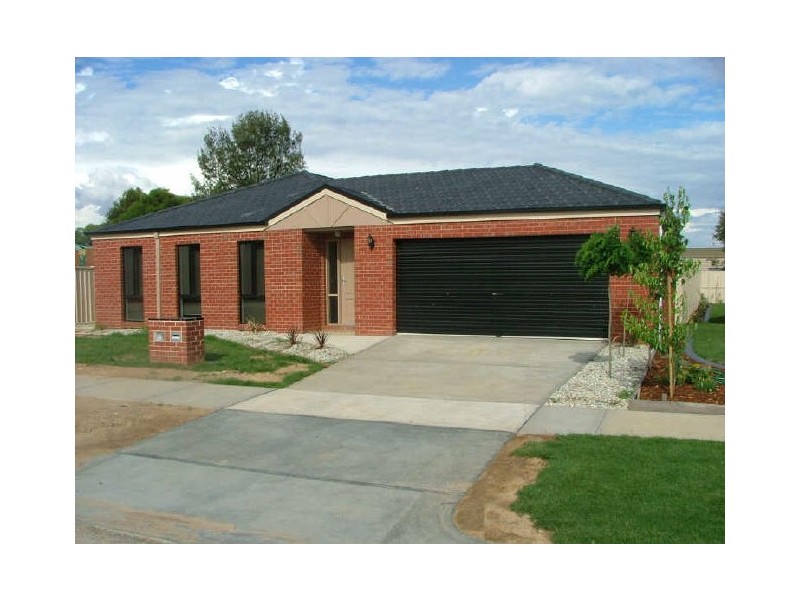 16 Gunn Crt, Wangaratta VIC 3677